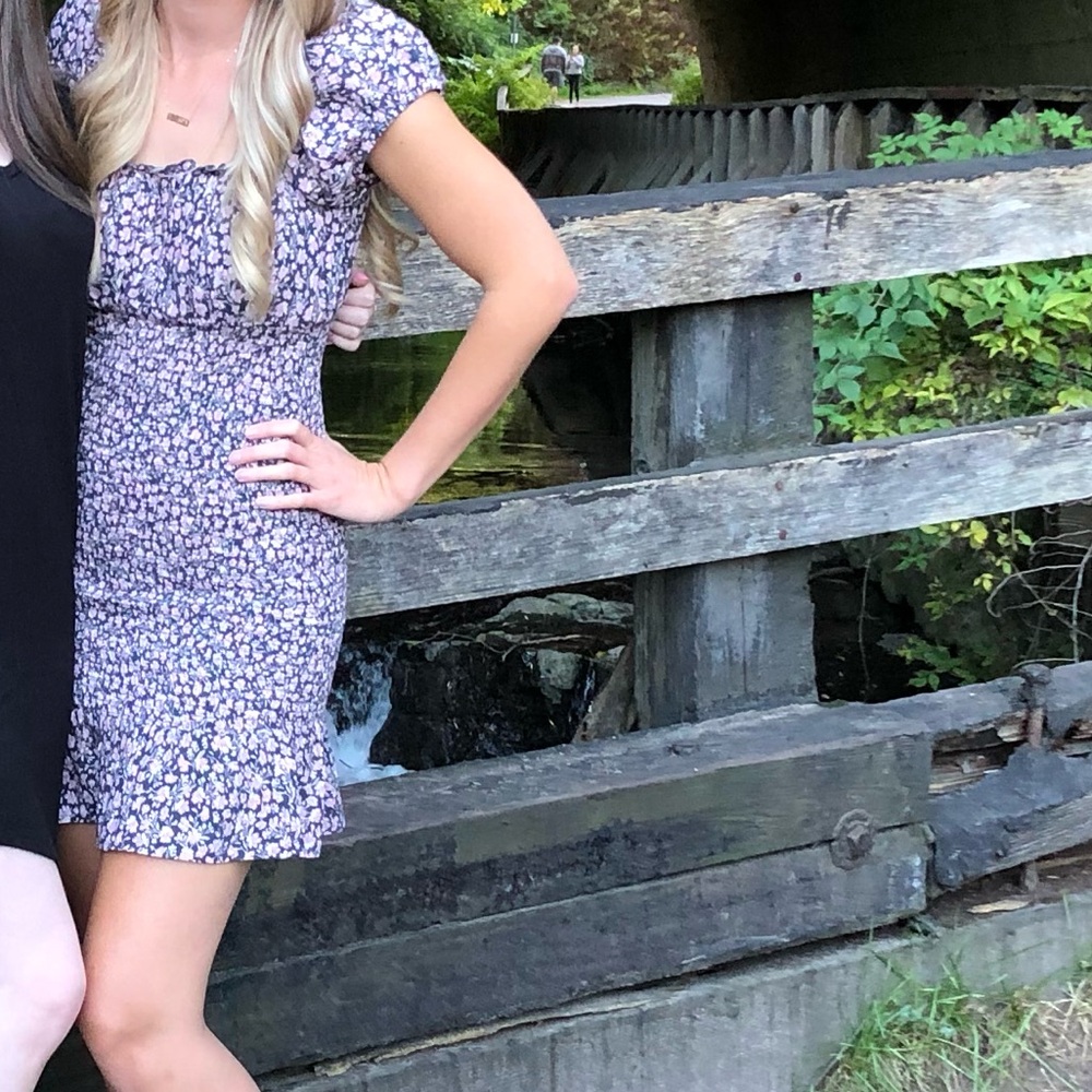 Floral Ruffle Dress - Picture 3 of 3